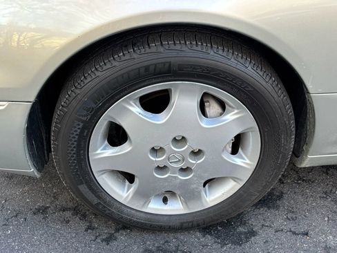 Used 2003 Lexus LS 430 RWD image 34
