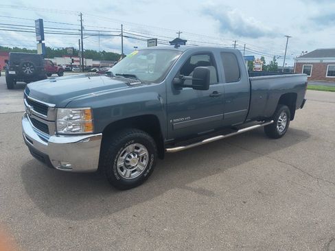 Used 2008 Chevrolet Silverado 3500 LT AWD/4WD image 11