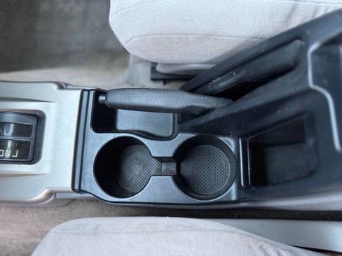 Used 2001 Toyota 4Runner SR5 image 23