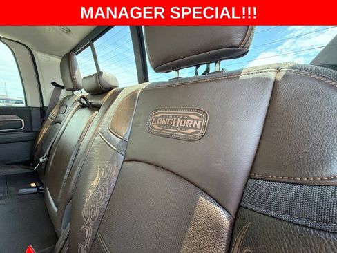 Used 2025 RAM 2500 Limited AWD/4WD image 40