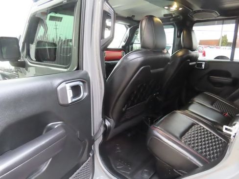 Used 2020 Jeep Gladiator Rubicon AWD/4WD image 21