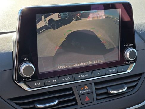 Used 2025 Nissan Altima 2.5 S image 27