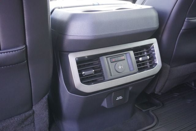 Used 2026 Ford F350 Platinum AWD/4WD image 47