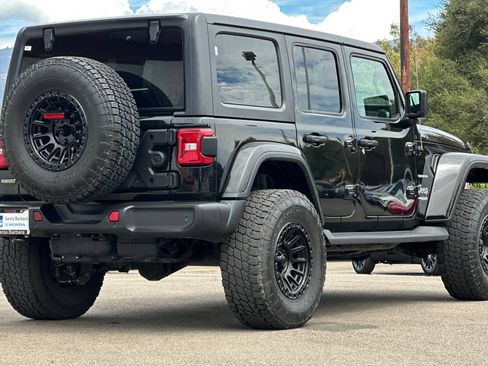 Used 2021 Jeep Wrangler Unlimited Sahara AWD/4WD image 4