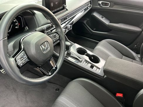 Used 2022 Honda Civic Sport image 4