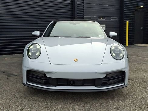 Used 2025 Porsche 911 Carrera image 10