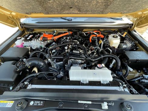 Used 2024 Toyota Land Cruiser image 27