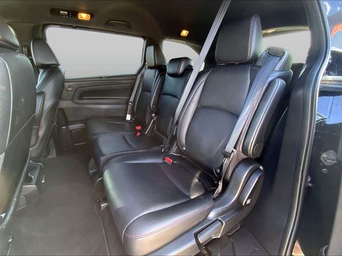 Used 2025 Honda Odyssey Sport-L image 21