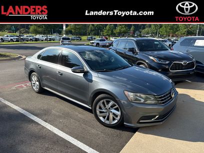 Used 2018 Volkswagen Passat 2.0T SE