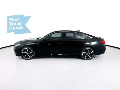 Used 2018 Honda Accord Sport image 4