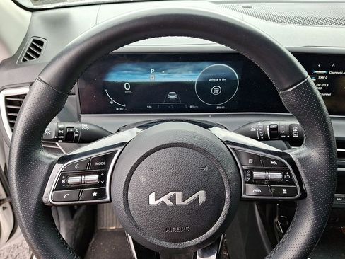 Used 2024 Kia Seltos SX image 19