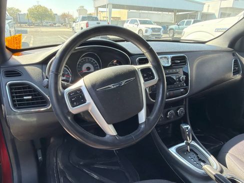 Used 2013 Chrysler 200 Touring image 5