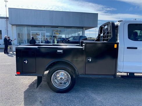 New 2025 Ford F550 4x4 Crew Cab Super Duty image 5