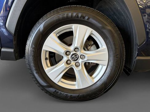 Used 2020 Toyota RAV4 XLE FWD image 8