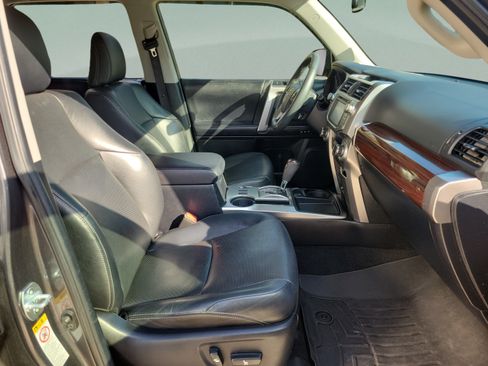 Used 2019 Toyota 4Runner Limited RWD image 30