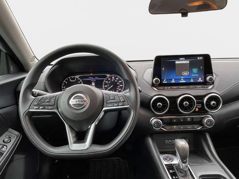 Used 2023 Nissan Sentra SV FWD image 12