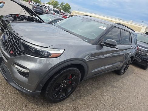 Used 2021 Ford Explorer ST w/ Equipment Group 401A AWD/4WD image 3
