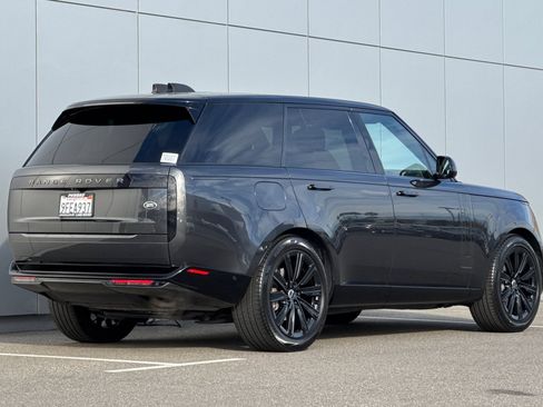 Certified 2023 Land Rover Range Rover SE image 5