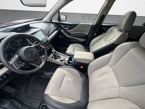 Used 2024 Subaru Forester Limited image 10