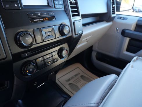 Used 2018 Ford F150 XL w/ Equipment Group 101A Mid image 14