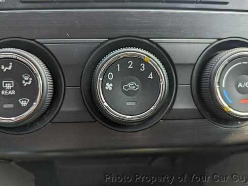 Used 2015 Subaru Forester 2.5i w/ Alloy Wheel Package image 22