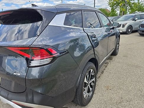 Certified 2023 Kia Sportage EX AWD/4WD image 3