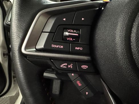 Used 2020 Subaru Crosstrek 2.0i Limited w/ Moonroof Package w/Navigation AWD/4WD image 13