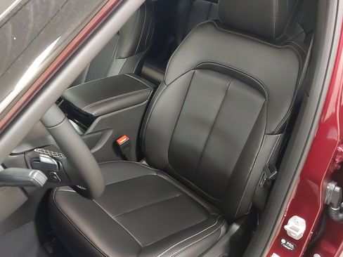 New 2025 Jeep Grand Cherokee L Limited image 22