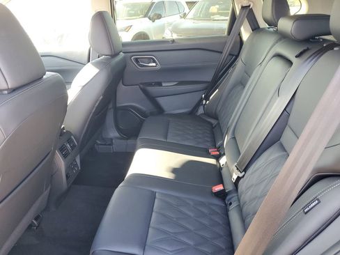 New 2026 Nissan Rogue Platinum w/ Platinum Premium Package image 6