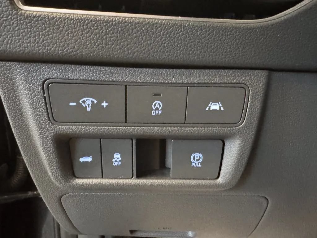 Used 2020 Hyundai Sonata SE FWD image 18