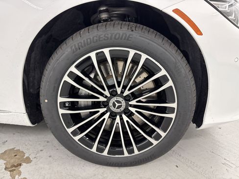 New 2026 Mercedes-Benz S 580e 4MATIC Sedan image 11