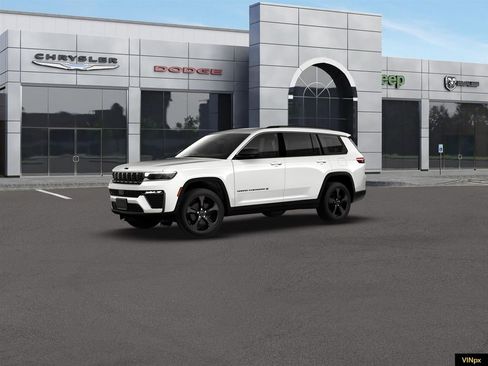 New 2026 Jeep Grand Cherokee L Limited w/ Limited Altitude Package AWD/4WD image 2