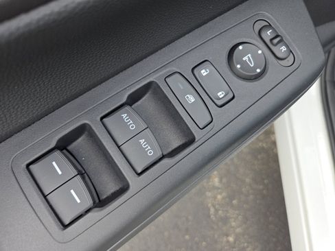 Certified 2024 Honda CR-V Sport image 30