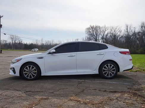 Used 2019 Kia Optima EX w/ EX Premium Package image 9