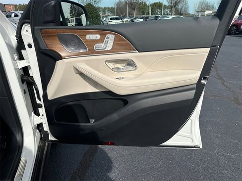 Certified 2025 Mercedes-Benz GLS 450 GLS 450 image 15
