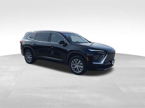 Certified 2025 Buick Enclave Preferred image 2