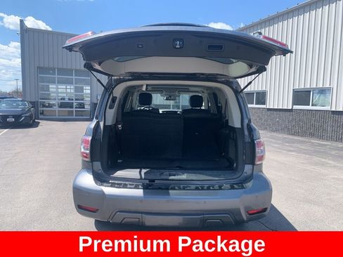 Used 2020 Nissan Armada SL w/ Premium Package AWD/4WD image 5
