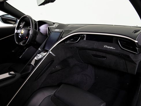 Certified 2024 Ferrari Roma Spider RWD image 16