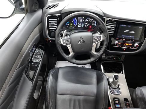 Used 2022 Mitsubishi Outlander SEL AWD/4WD image 27