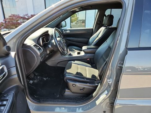 Used 2021 Jeep Grand Cherokee Laredo X RWD image 15