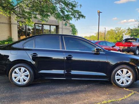 Used 2017 Volkswagen Jetta S FWD image 3
