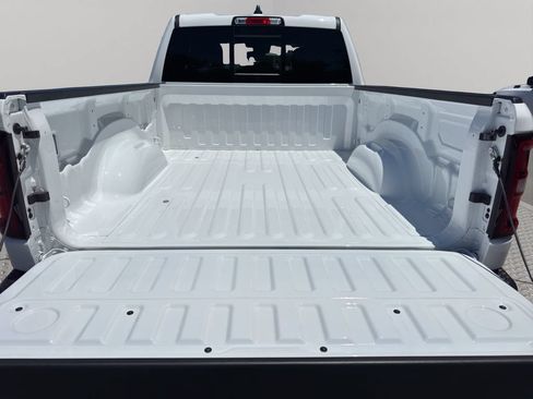 Used 2025 RAM 1500 Tradesman AWD/4WD image 9