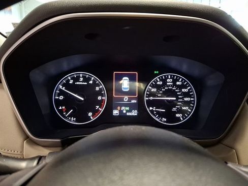 Certified 2025 Subaru Outback Limited image 24