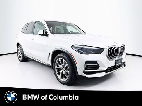 Used 2023 BMW X5 xDrive40i AWD/4WD image 1