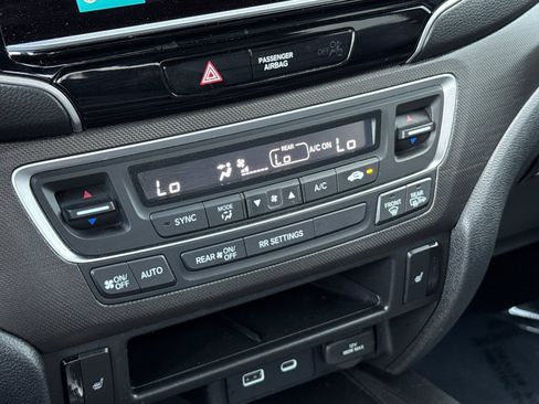 Certified 2024 Honda Ridgeline TrailSport image 17