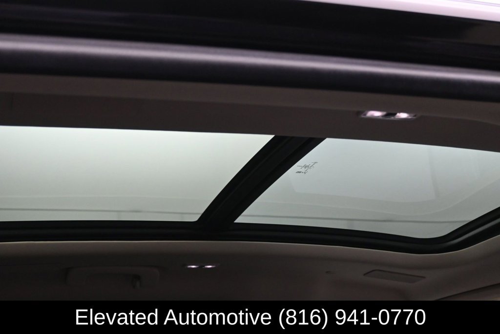 Used 2023 Lincoln Aviator Grand Touring w/ Equipment Group 301A AWD/4WD image 11