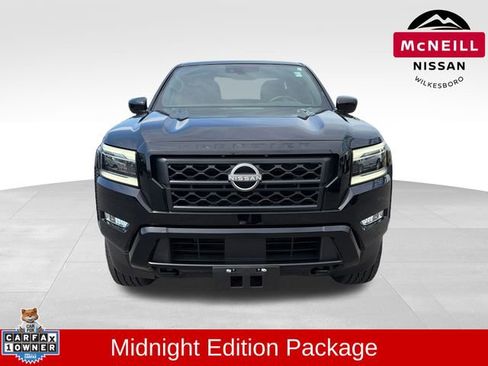 Used 2023 Nissan Frontier SV w/ Midnight Edition Package AWD/4WD image 2