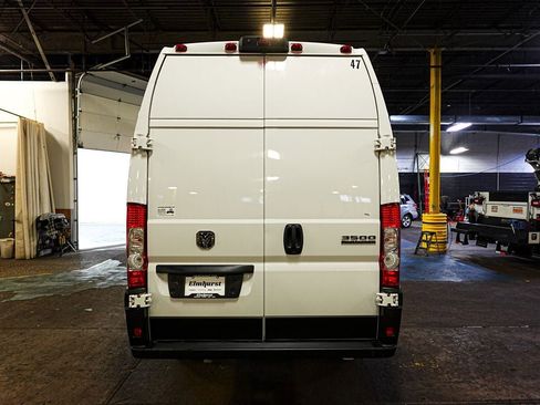 Used 2023 RAM ProMaster 3500 w/ Lane Management Group FWD image 5