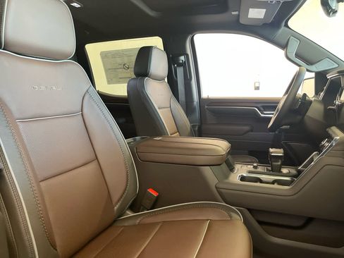 New 2026 GMC Sierra 1500 Denali AWD/4WD image 28