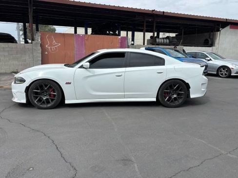 Used 2016 Dodge Charger R/T Scat Pack image 6